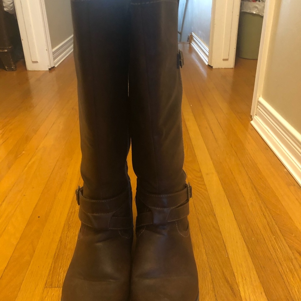 Pennington’s knee high extra wide boots
